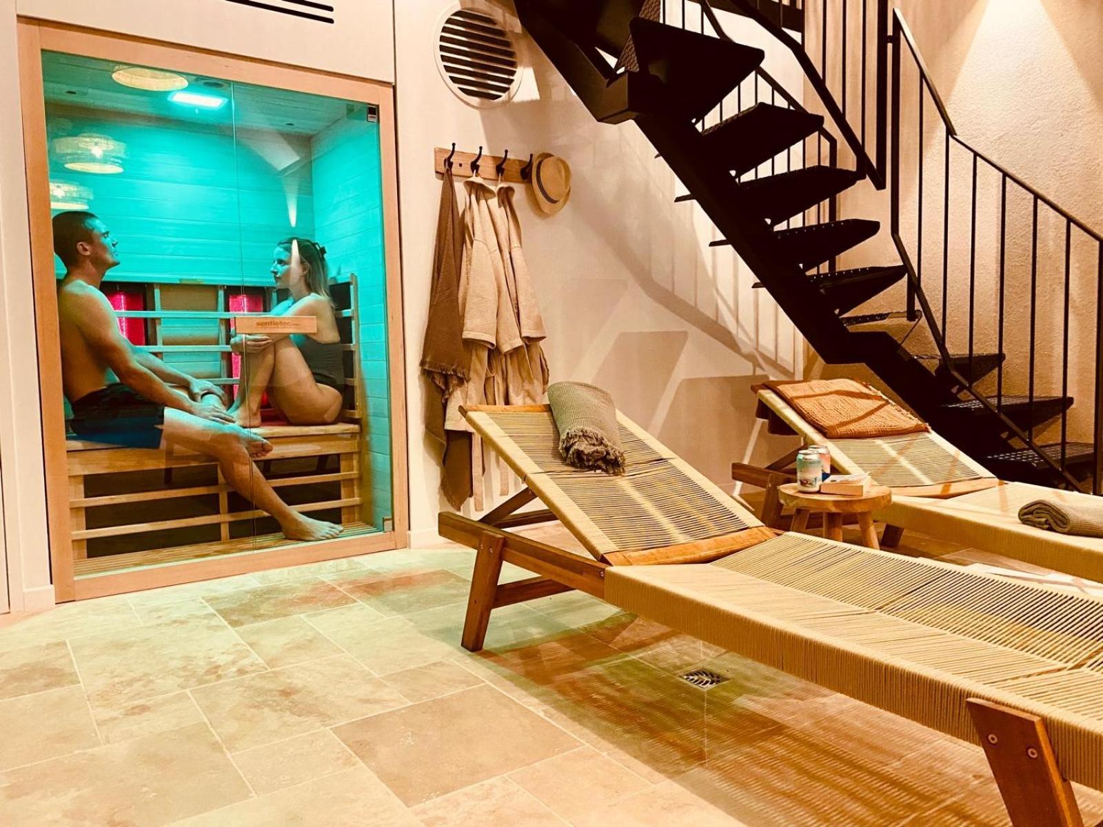 Le Domaine De Soani - Piscine Interieure, Jacuzzis & Sauna Adult Only Saint-Évarzec 외부 사진